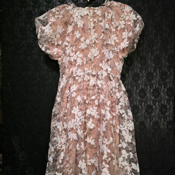 LOVE OLIVE CO Floral Overlay Pleated Bodice Dress M - Picture 8 of 11